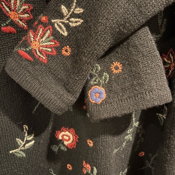 Sarah Spencer Black Wool Cardigan Embroidery Floral Long Medium Cottagecore - Picture 10 of 13